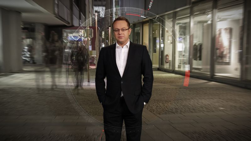 Moravec přišel o dramaturgyni, tlak na Otázky se stupňuje